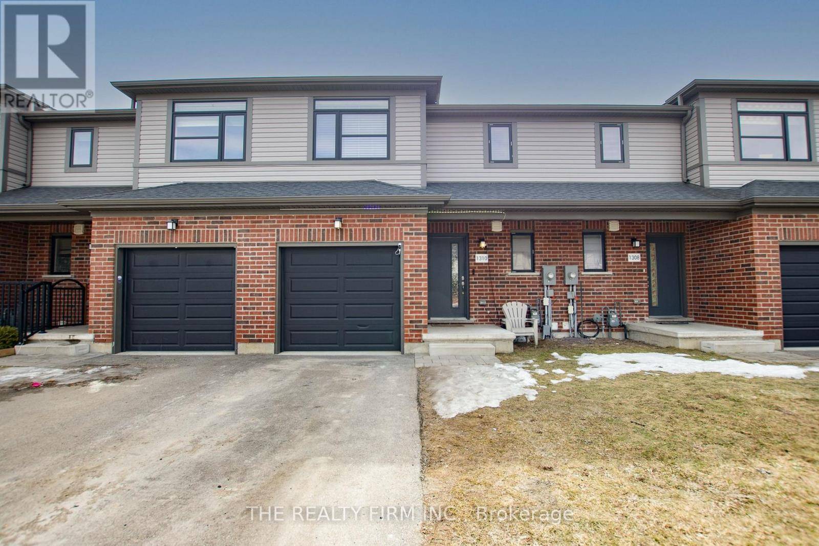 London East (east D), ON N5V0B8,1310 MICHAEL CIRCLE