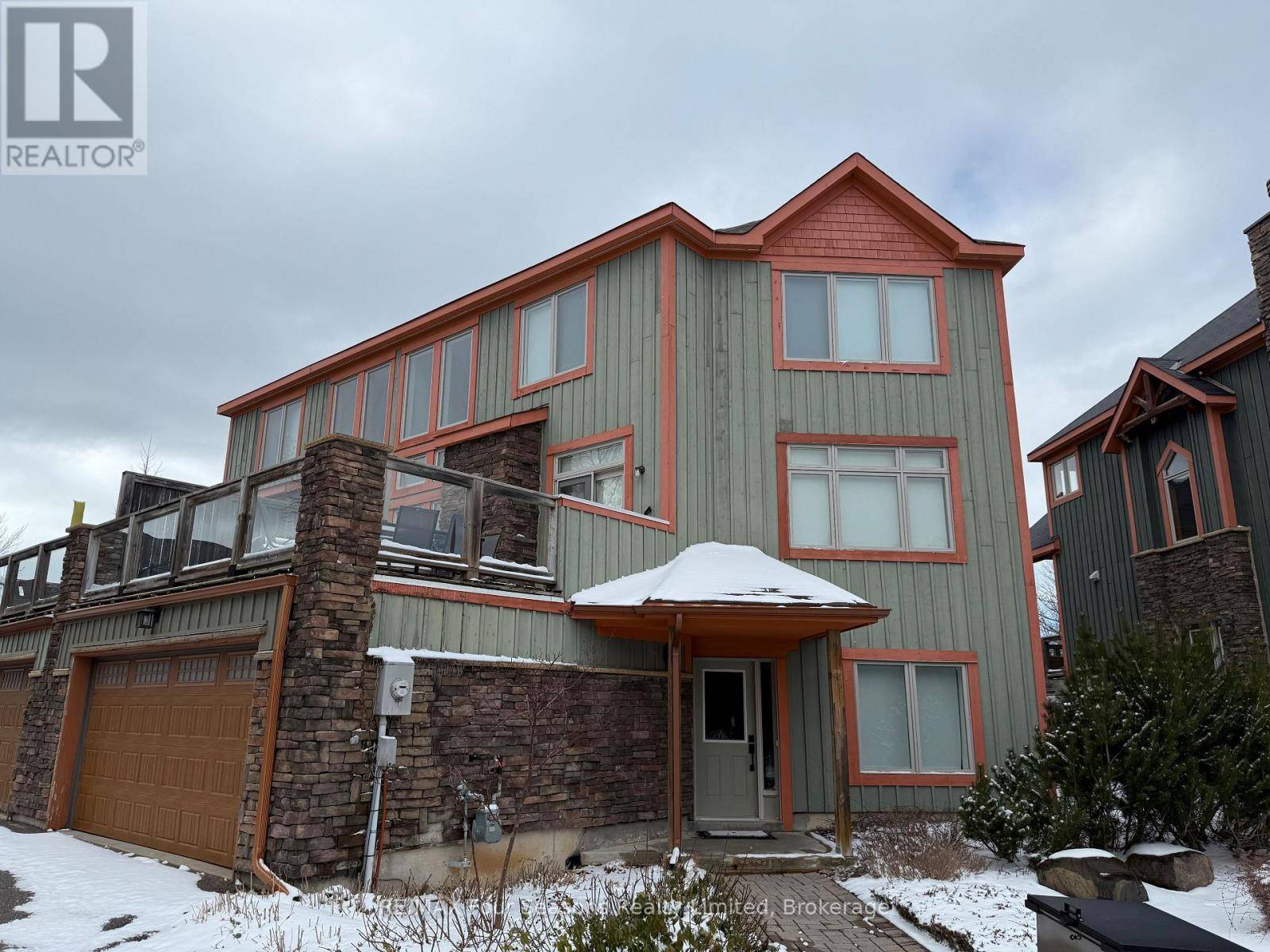 Blue Mountains, ON L9Y0V4,204 BLUESKI GEORGE CRES #58