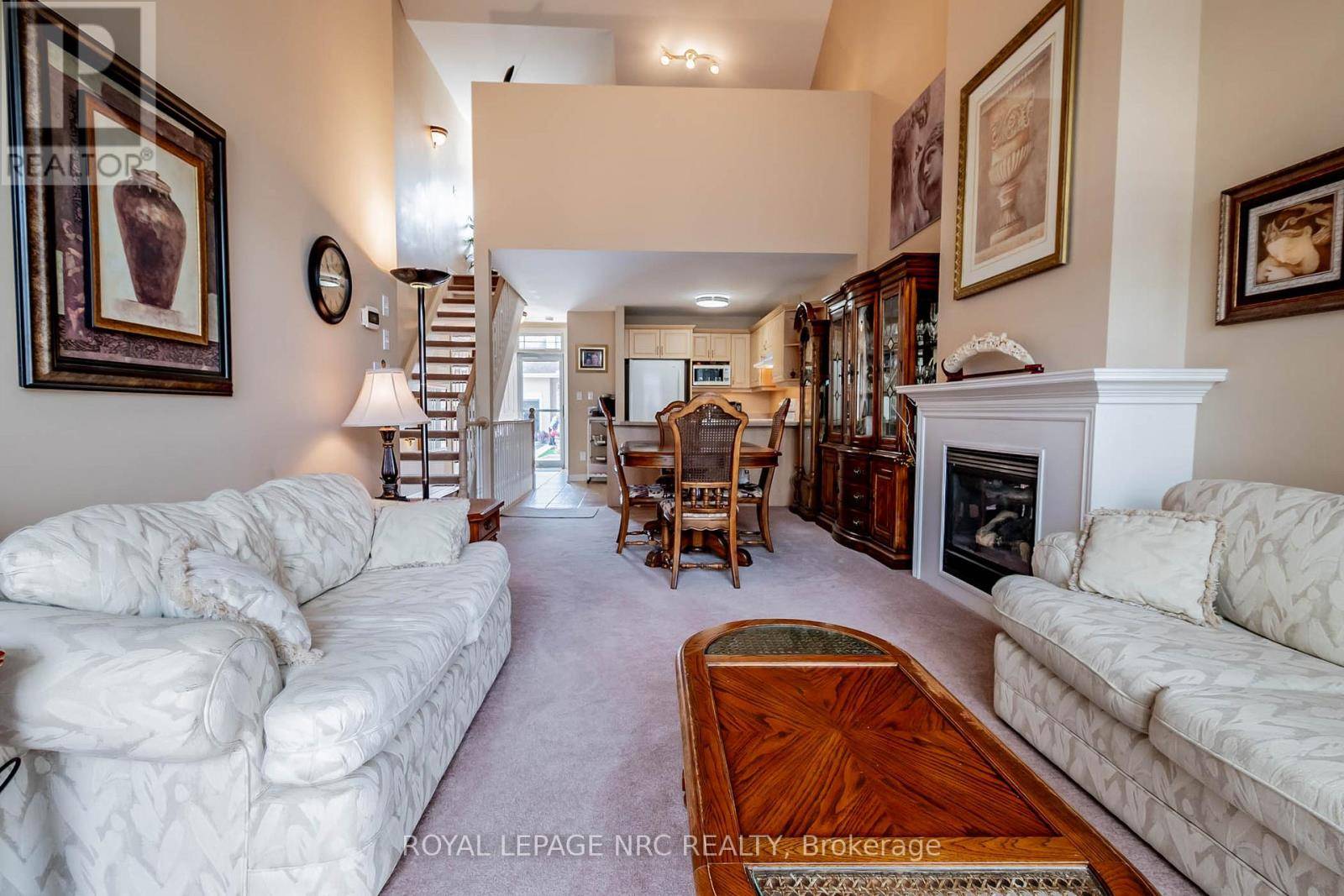Niagara Falls (ascot), ON L2H1S8,4300 KALAR RD #15