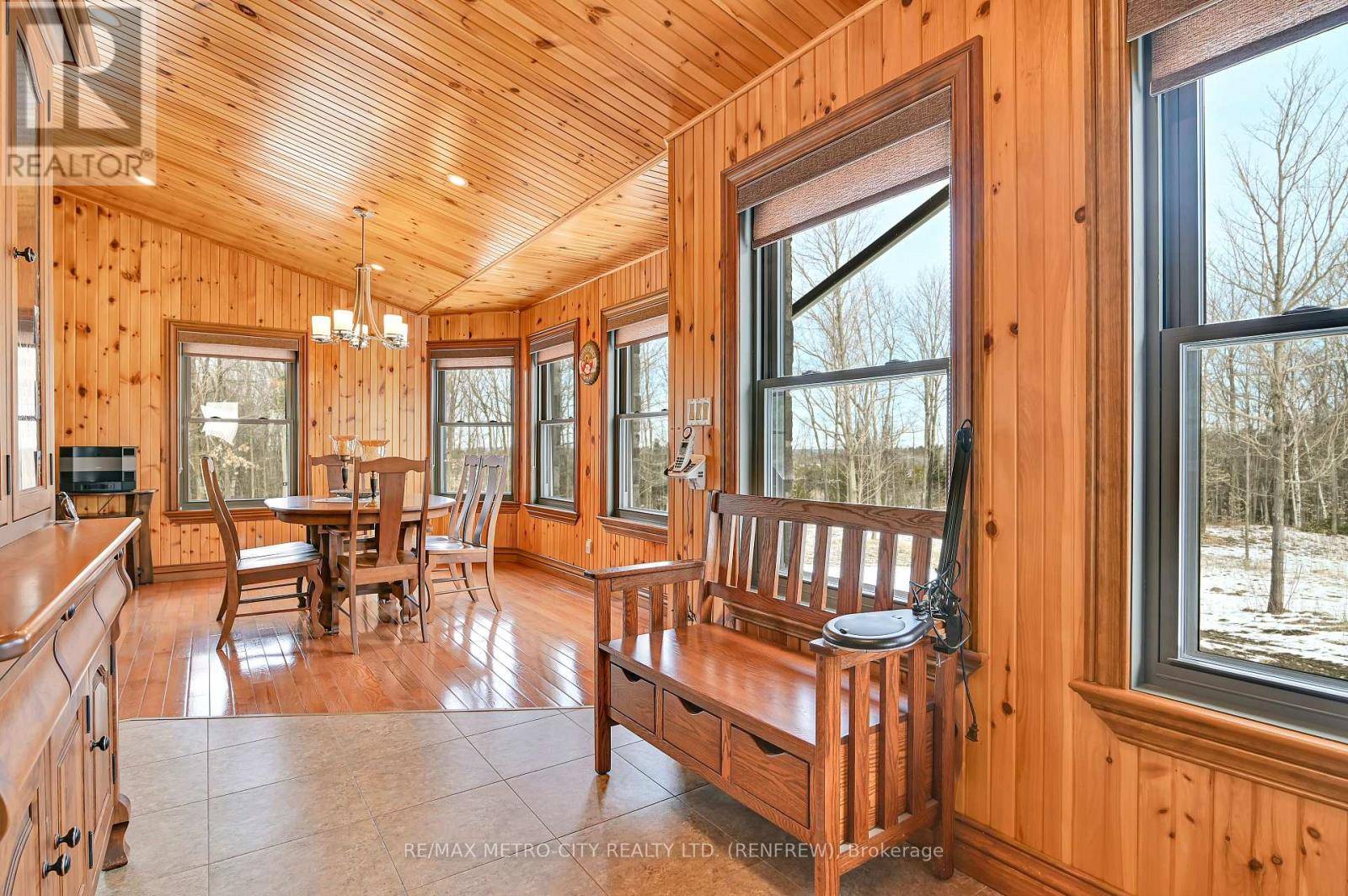 Horton, ON K7V3Z9,3280 BURNSTOWN ROAD