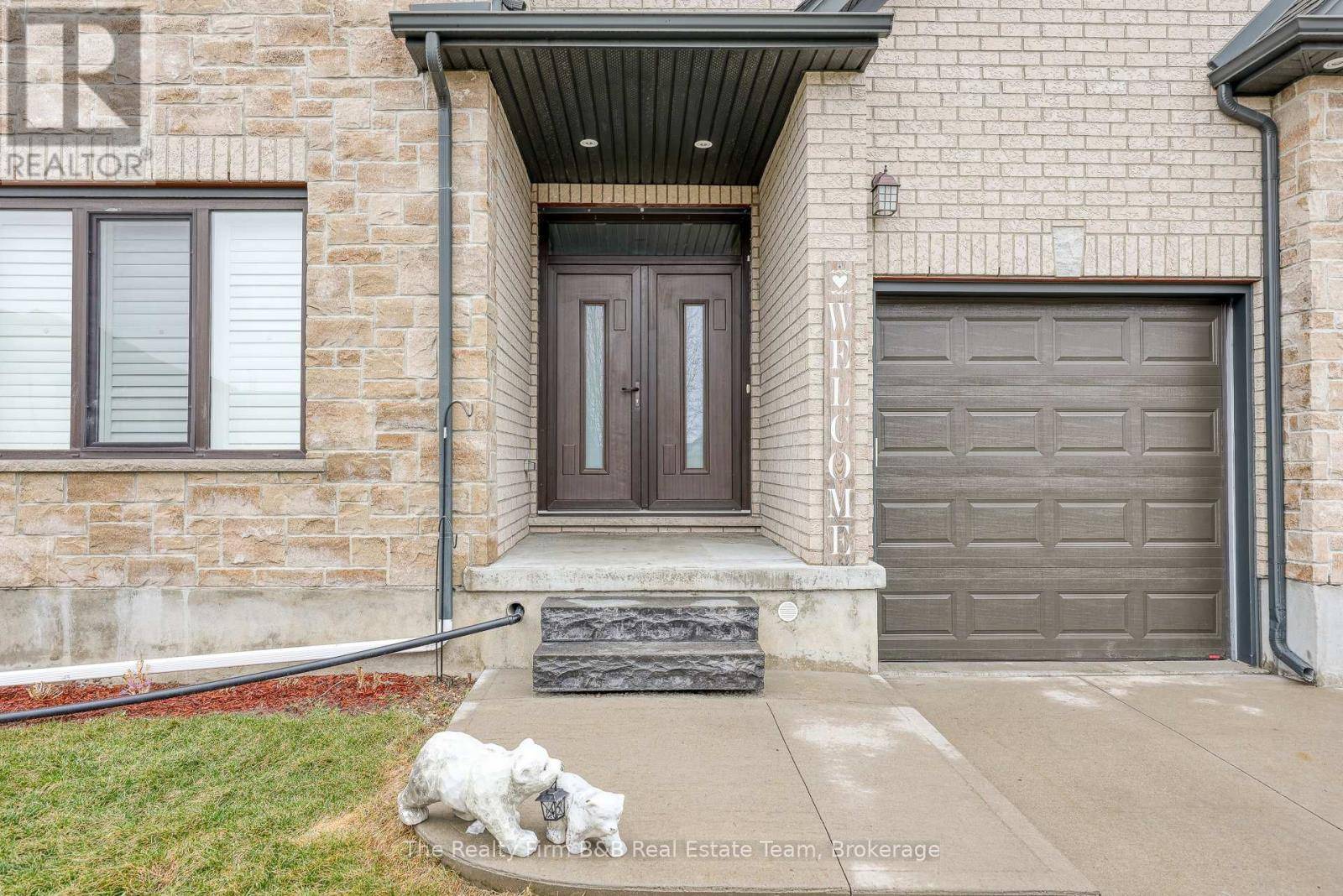 Woodstock (woodstock - North), ON N4T0E6,804 NORMANDY DRIVE