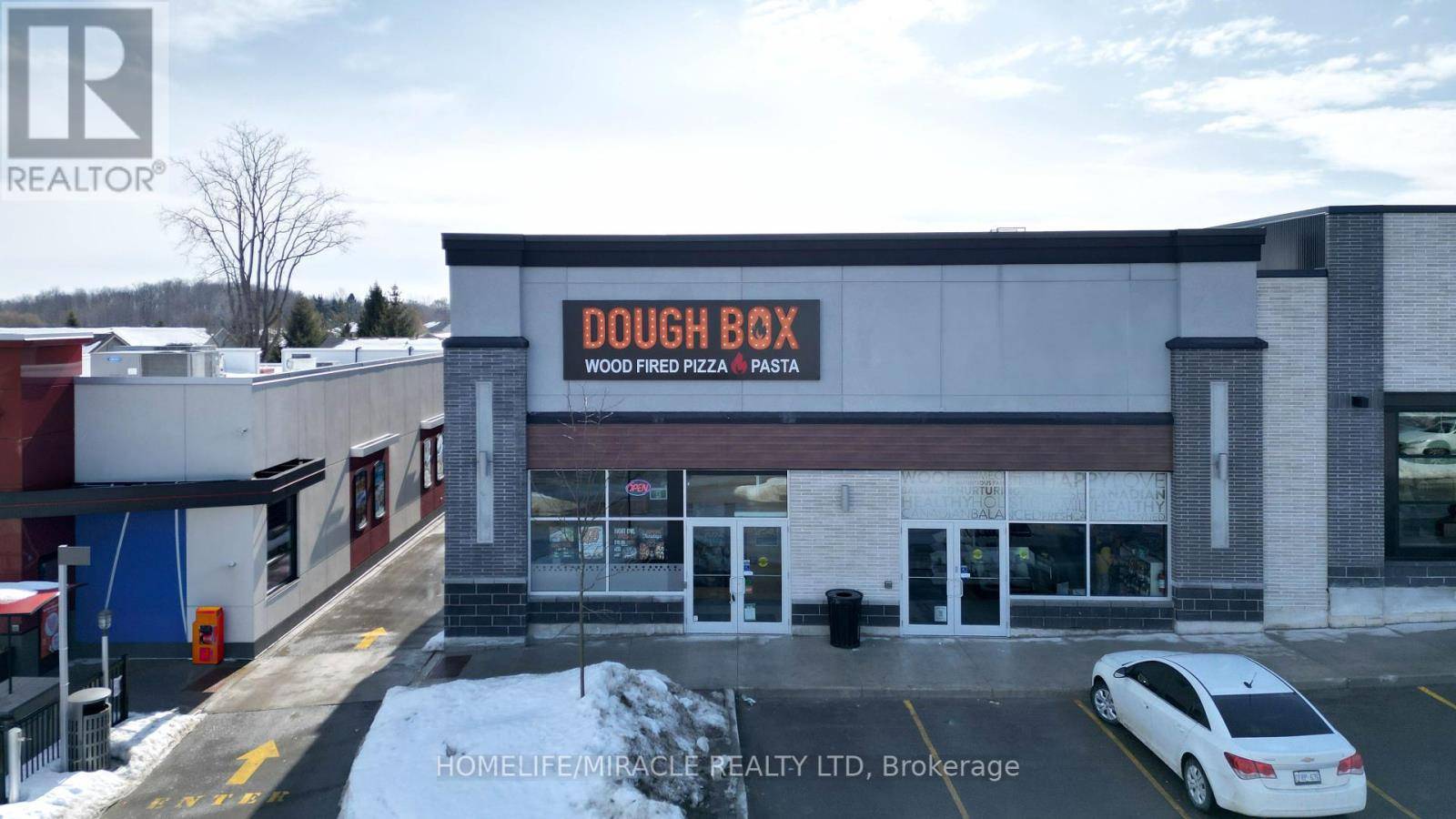 London, ON N5X4B7,1820 Adelaide ST North #3D