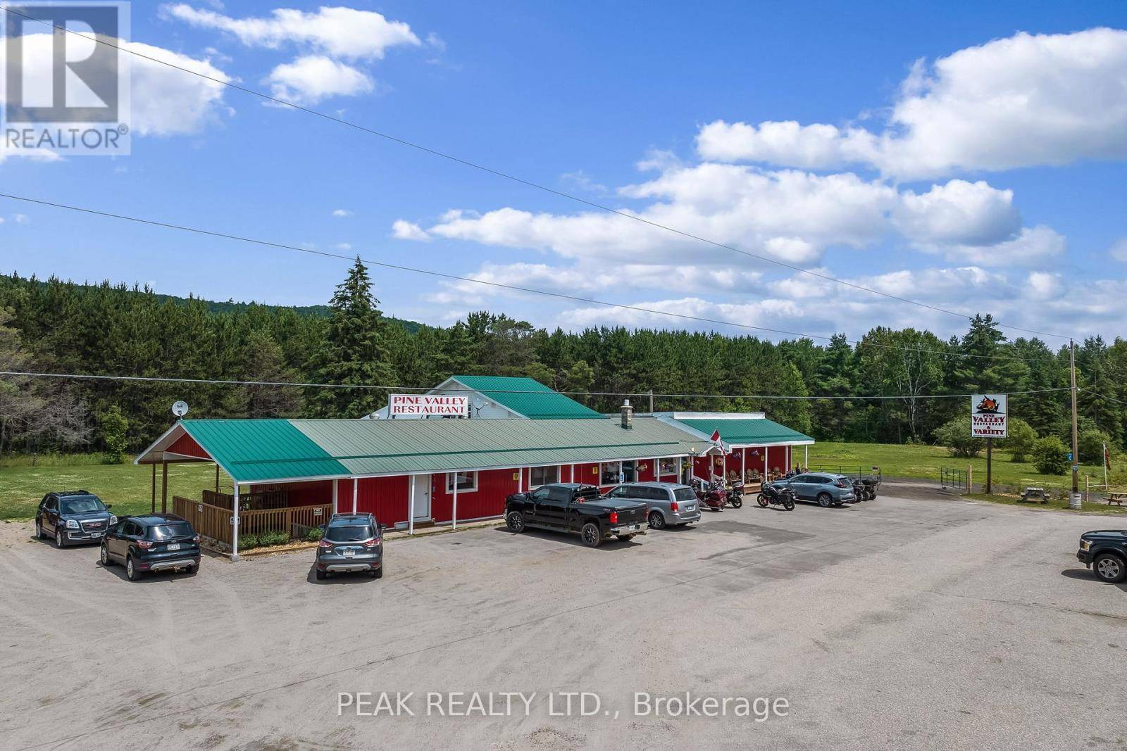 Greater Madawaska, ON K0J2R0,26047 HWY 41