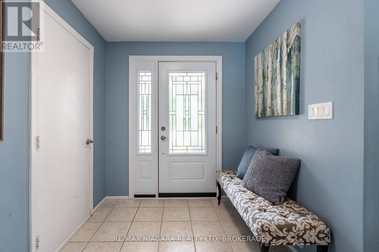St. Catharines (martindale Pond), ON L2N4B7,7 ROYAL OAK DRIVE