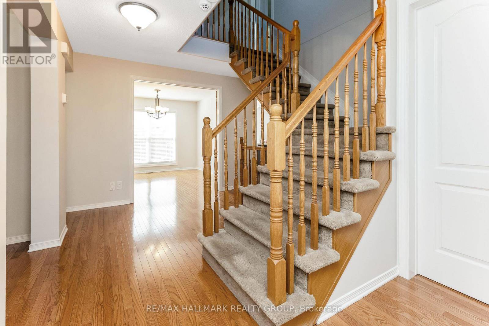Ottawa, ON K4A2Y9,496 HARROWSMITH WAY