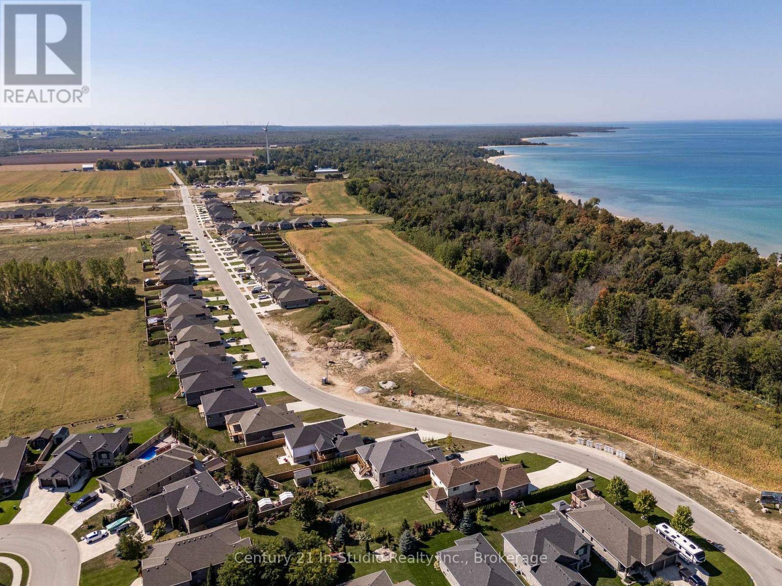 Saugeen Shores, ON N0H2C1,439 RIDGE STREET