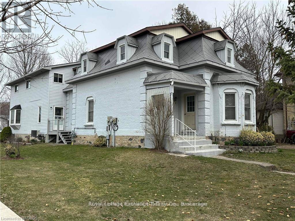 Kincardine, ON N2Z2X9,247 BROADWAY STREET