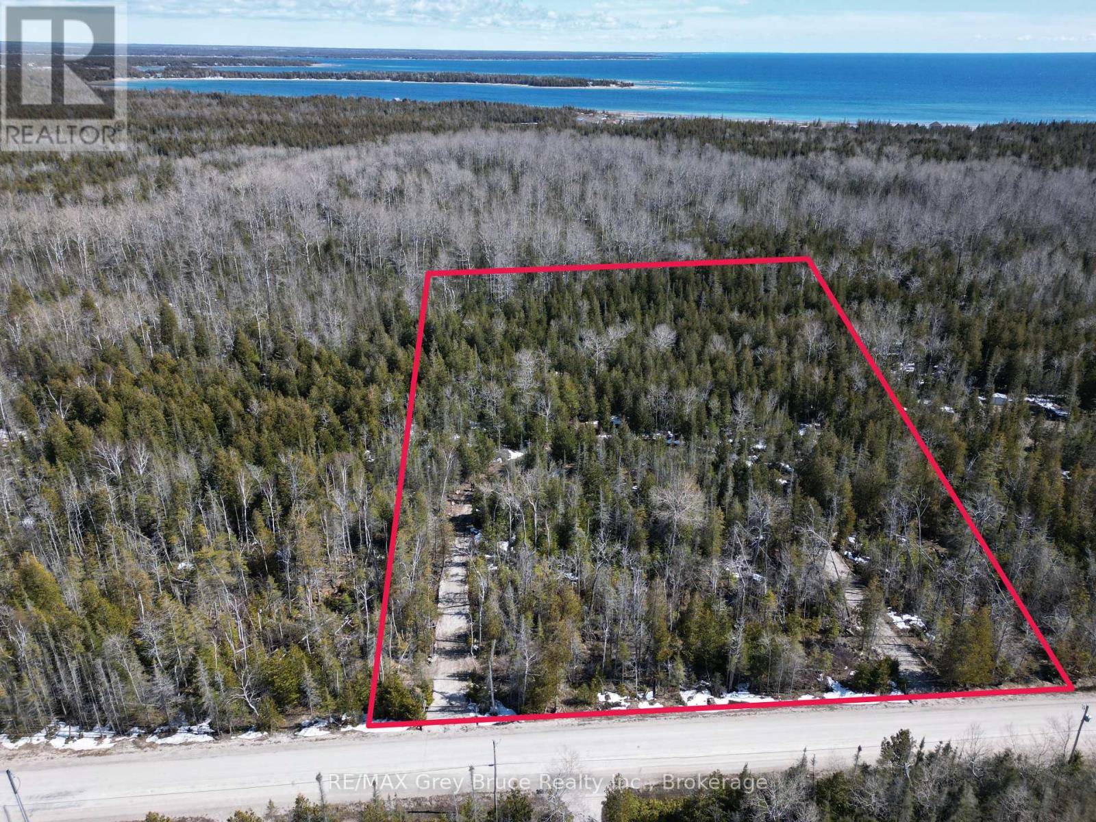Northern Bruce Peninsula, ON N0H2R0,31 BAISE AVENUE