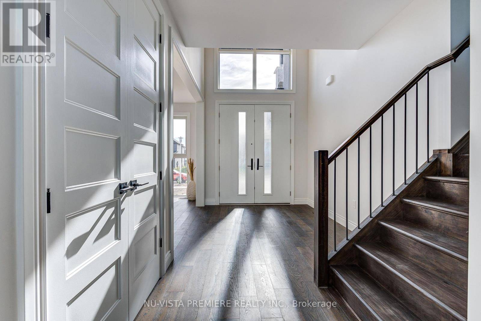 Norfolk (delhi), ON N4P2W5,LOT 20 KOWTALUK WAY