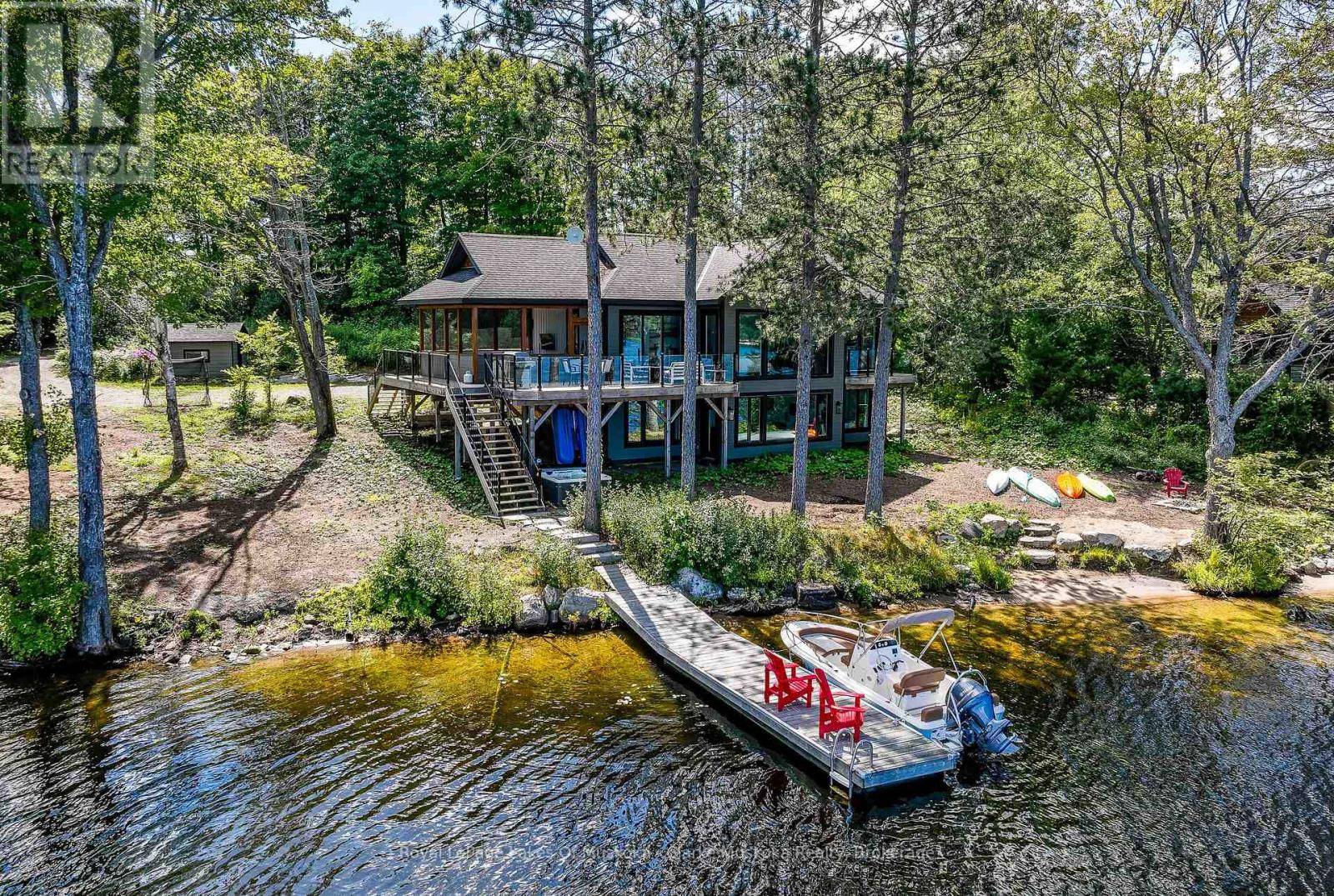 Muskoka Lakes (medora), ON P0B1J0,4002 Muskoka Rd 169 #2