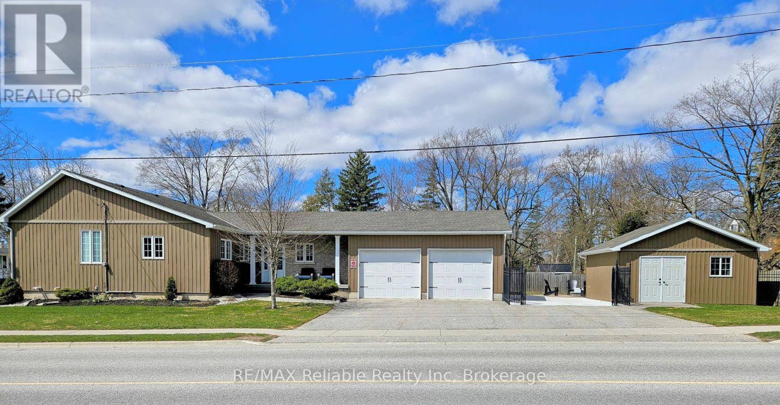 Central Huron (clinton), ON N0M1L0,223 HIGH STREET
