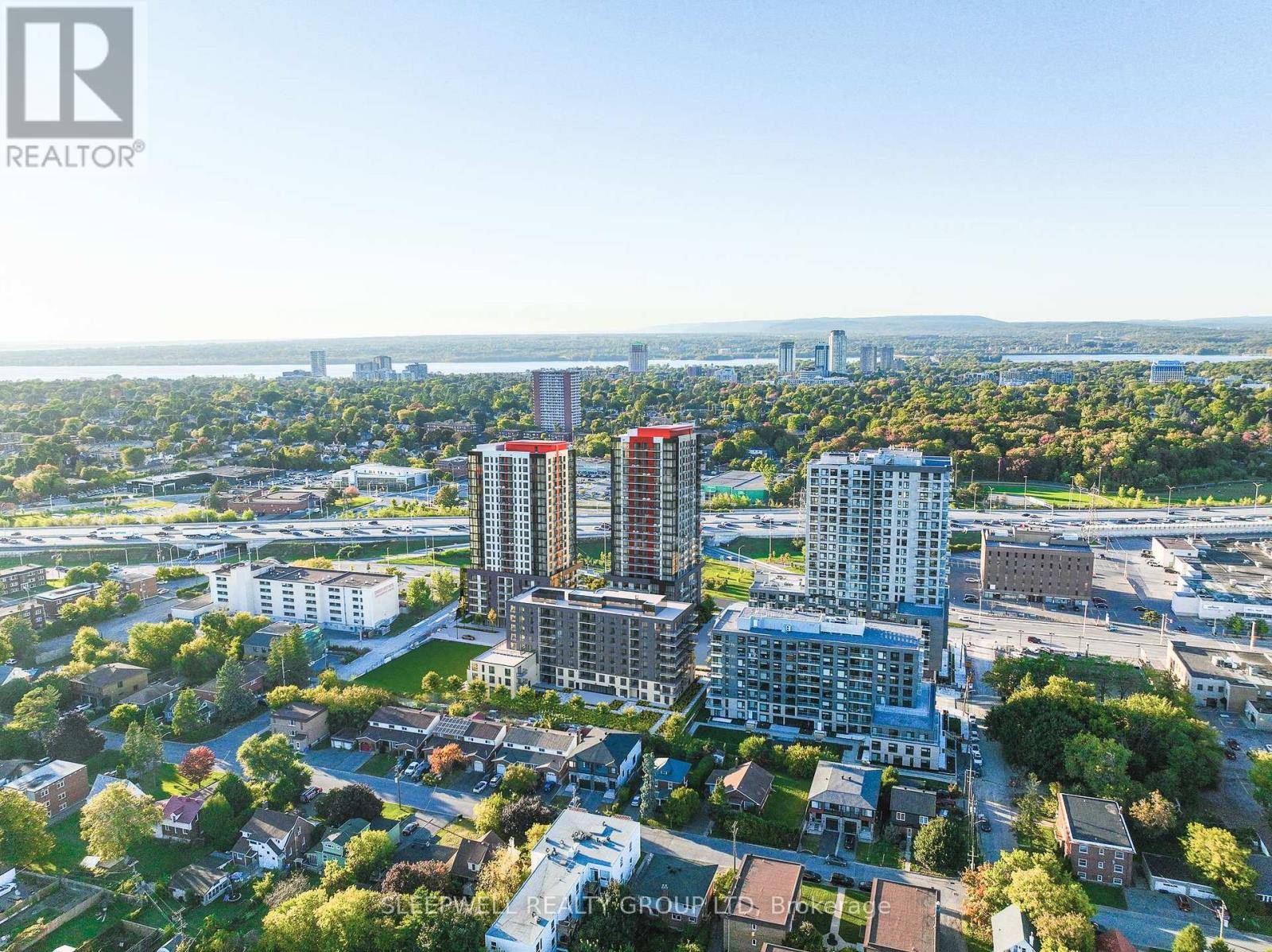 Ottawa, ON K1Z0E5,1366 Carling AVE #406