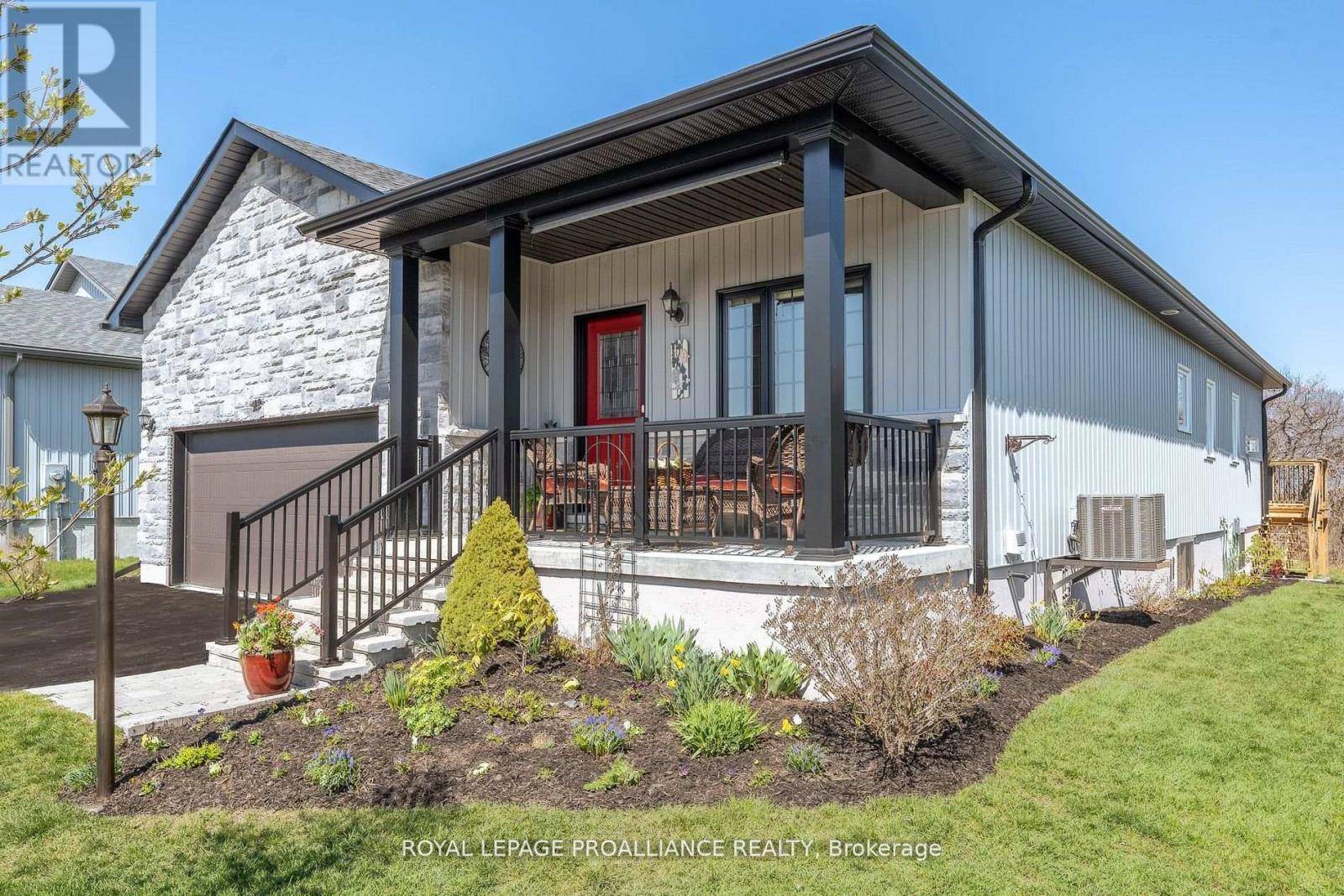 Prince Edward County (wellington Ward), ON K0K3L0,12 DORCHESTER DRIVE