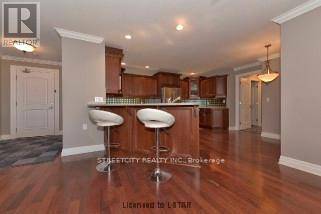 London, ON N6A6K3,250 Pall Mall ST #1306