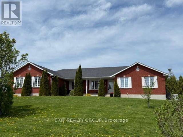Tyendinaga (tyendinaga Township), ON K0K3A0,1047 LAZIER ROAD