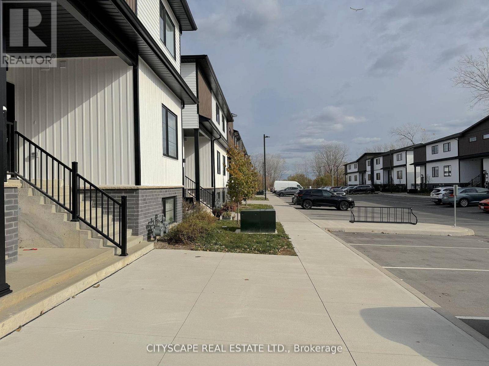 Niagara Falls (downtown), ON L2E0C2,4263 Fourth AVE #612