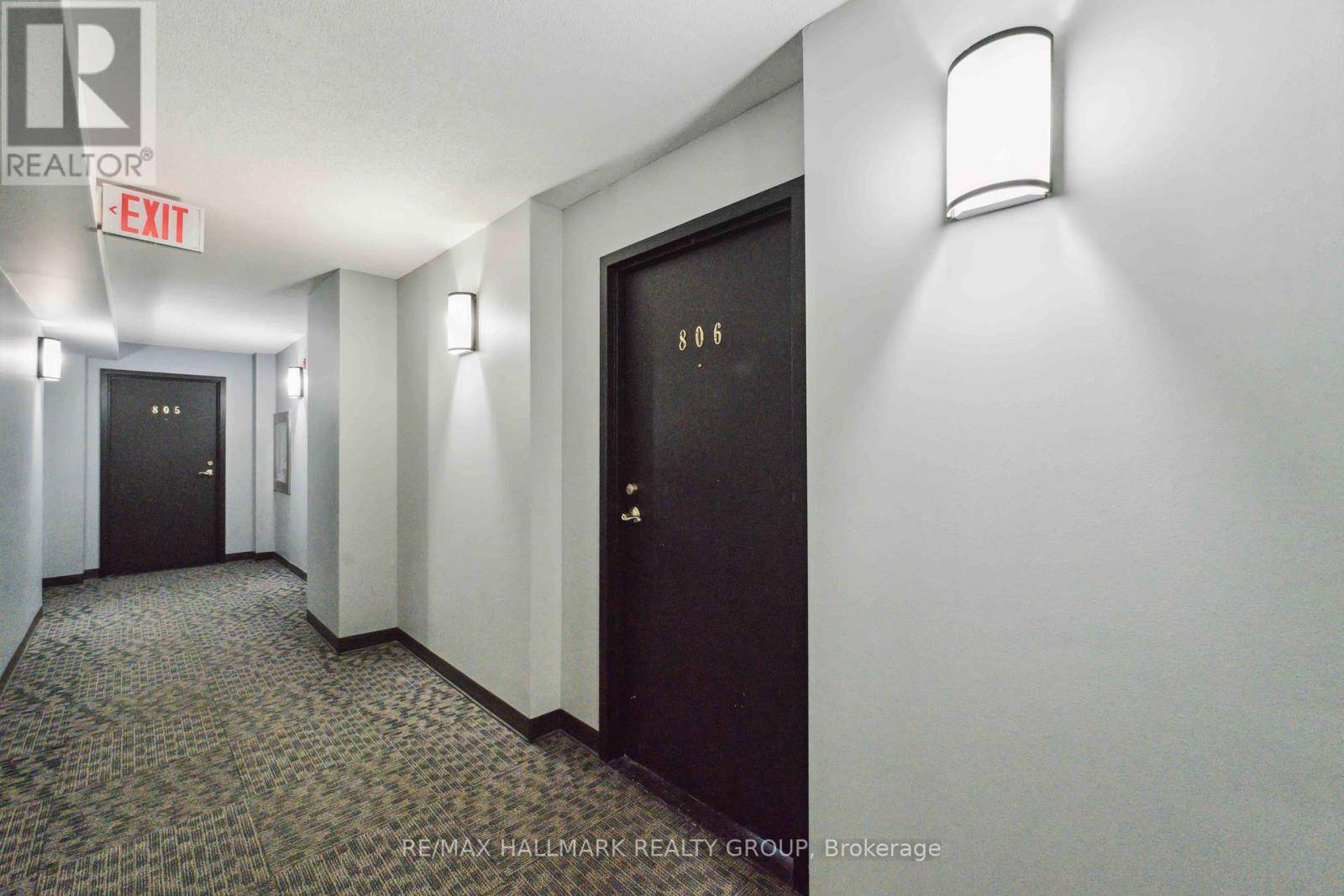Ottawa, ON K2P2P5,429 Somerset ST West #806