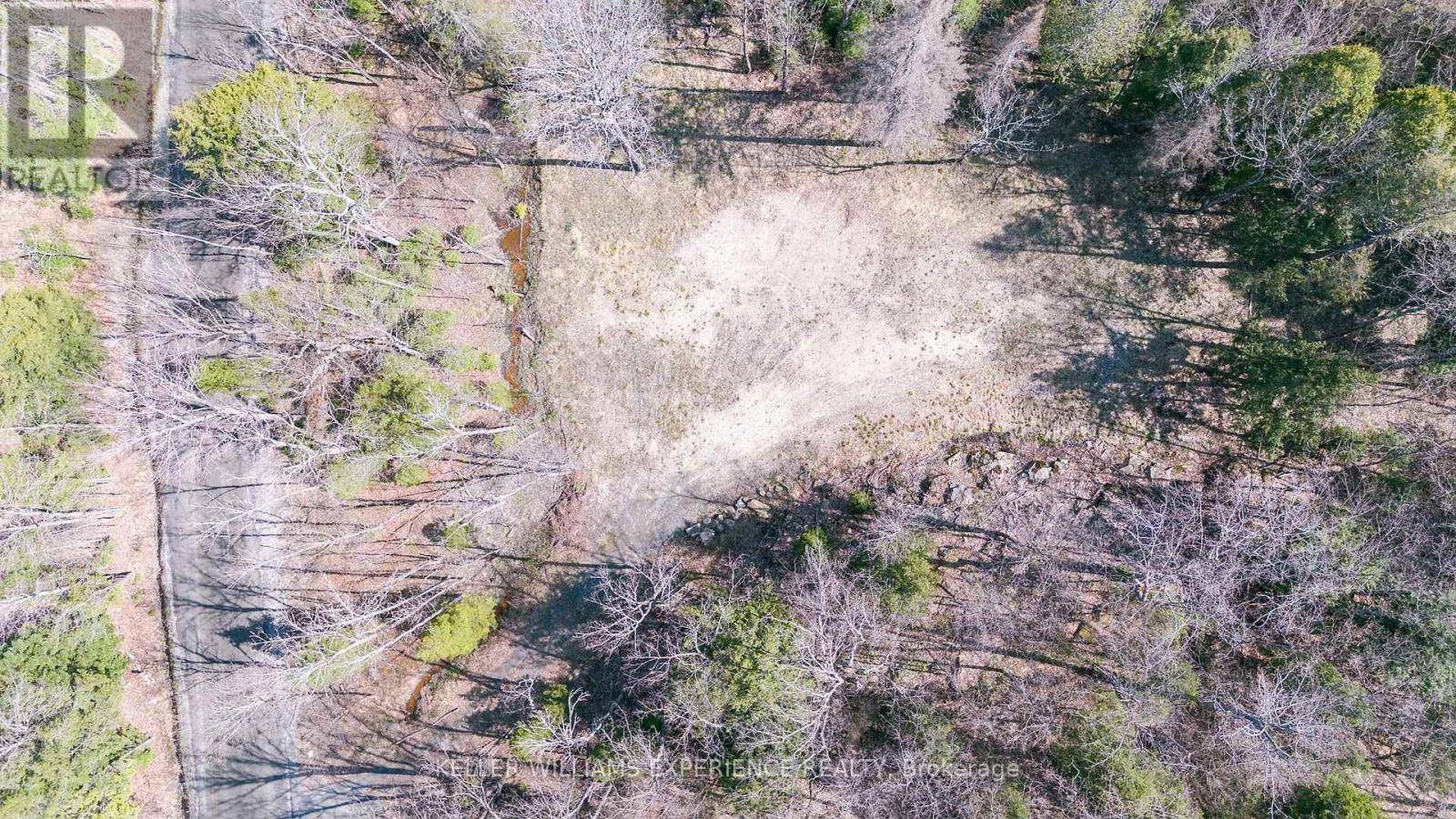 Huntsville (stisted), ON P1H2J2,344 NORTH FOX LAKE ROAD