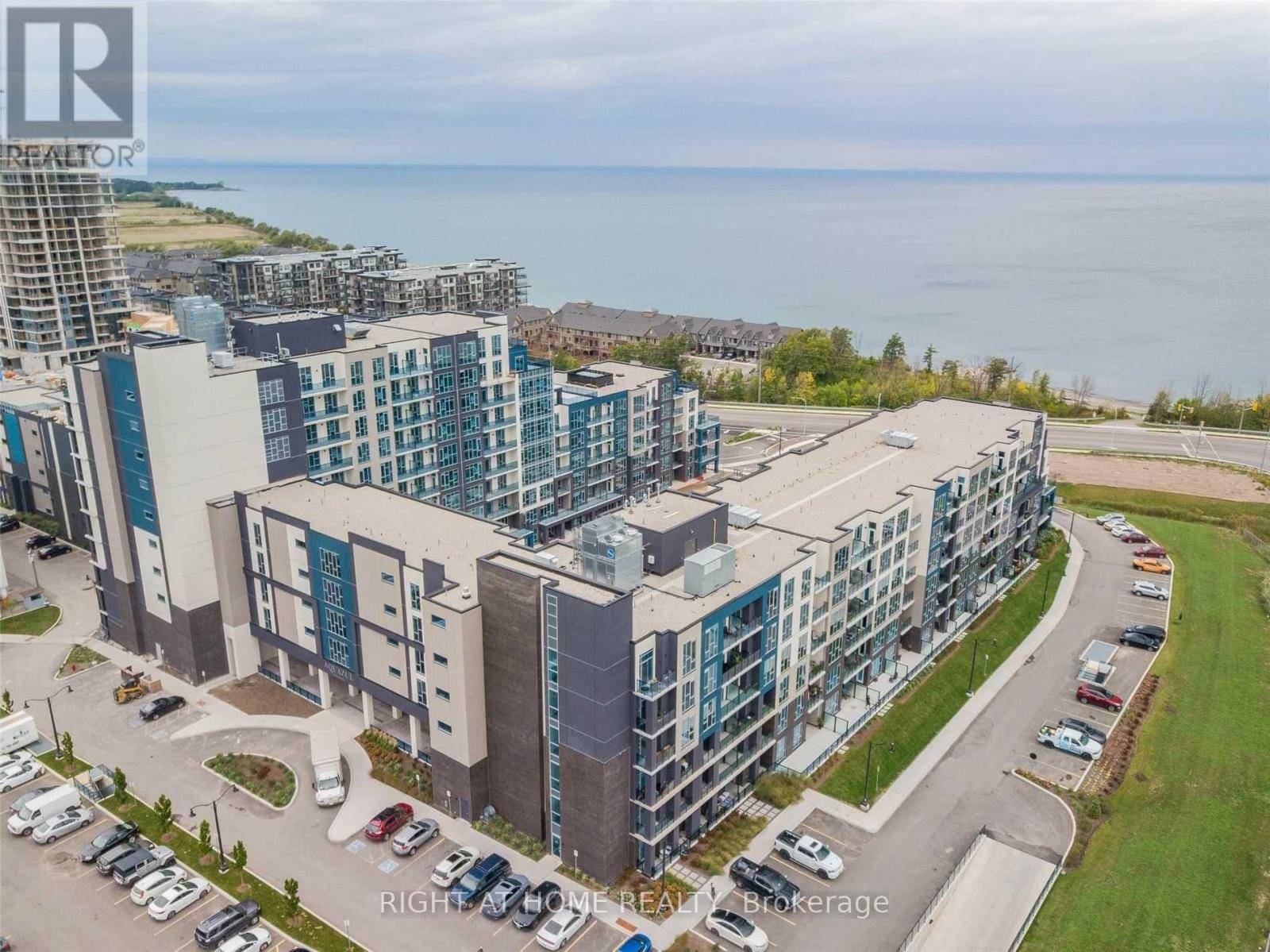 Grimsby (grimsby Beach), ON L3M0J1,16 Concord PL #312