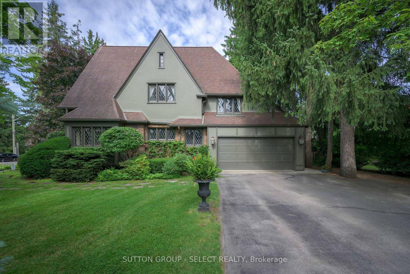 London South (south G), ON N6C2P1,244 BASE LINE ROAD E