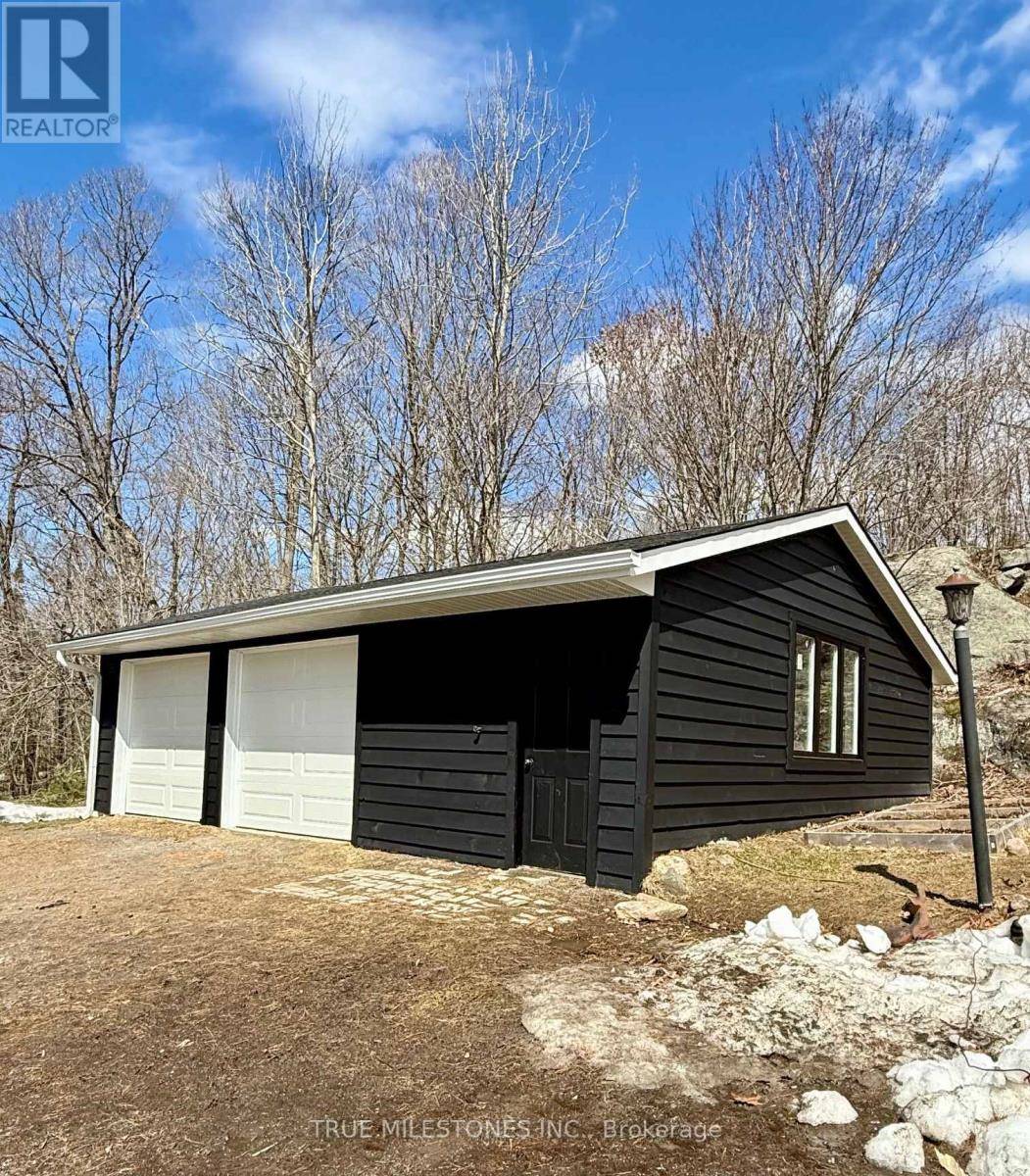 Seguin, ON P2A2W8,336 CLEAR LAKE ROAD