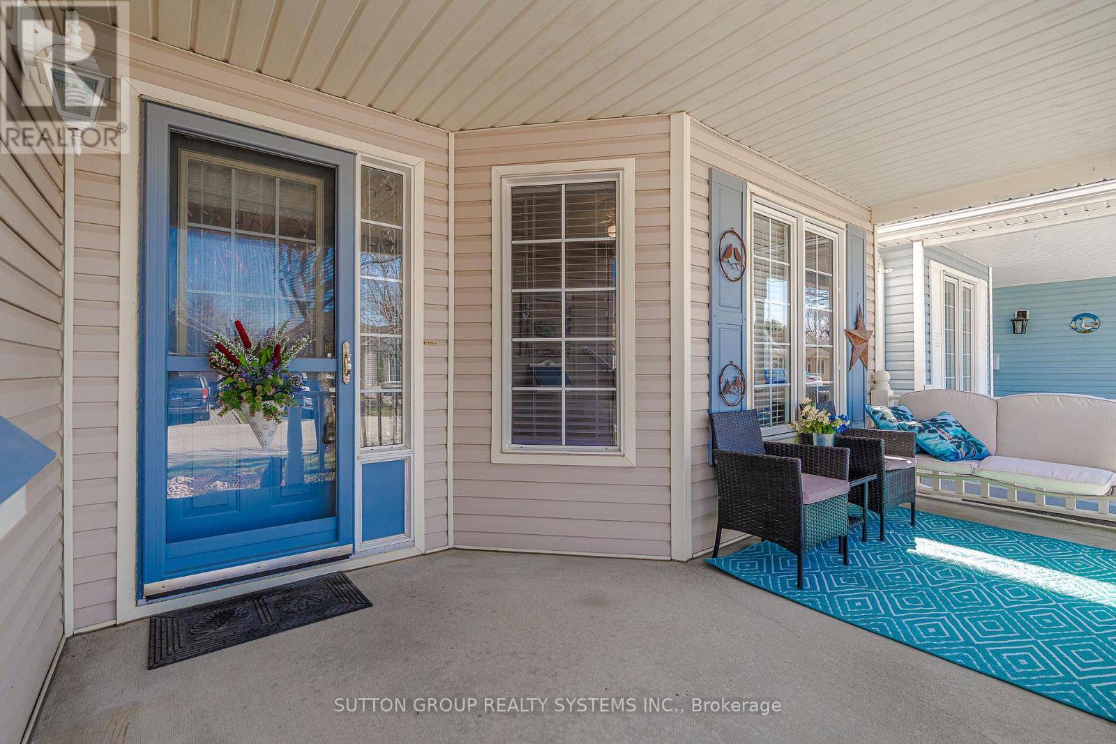Norfolk (port Rowan), ON N0E1M0,19 ASPEN LANE