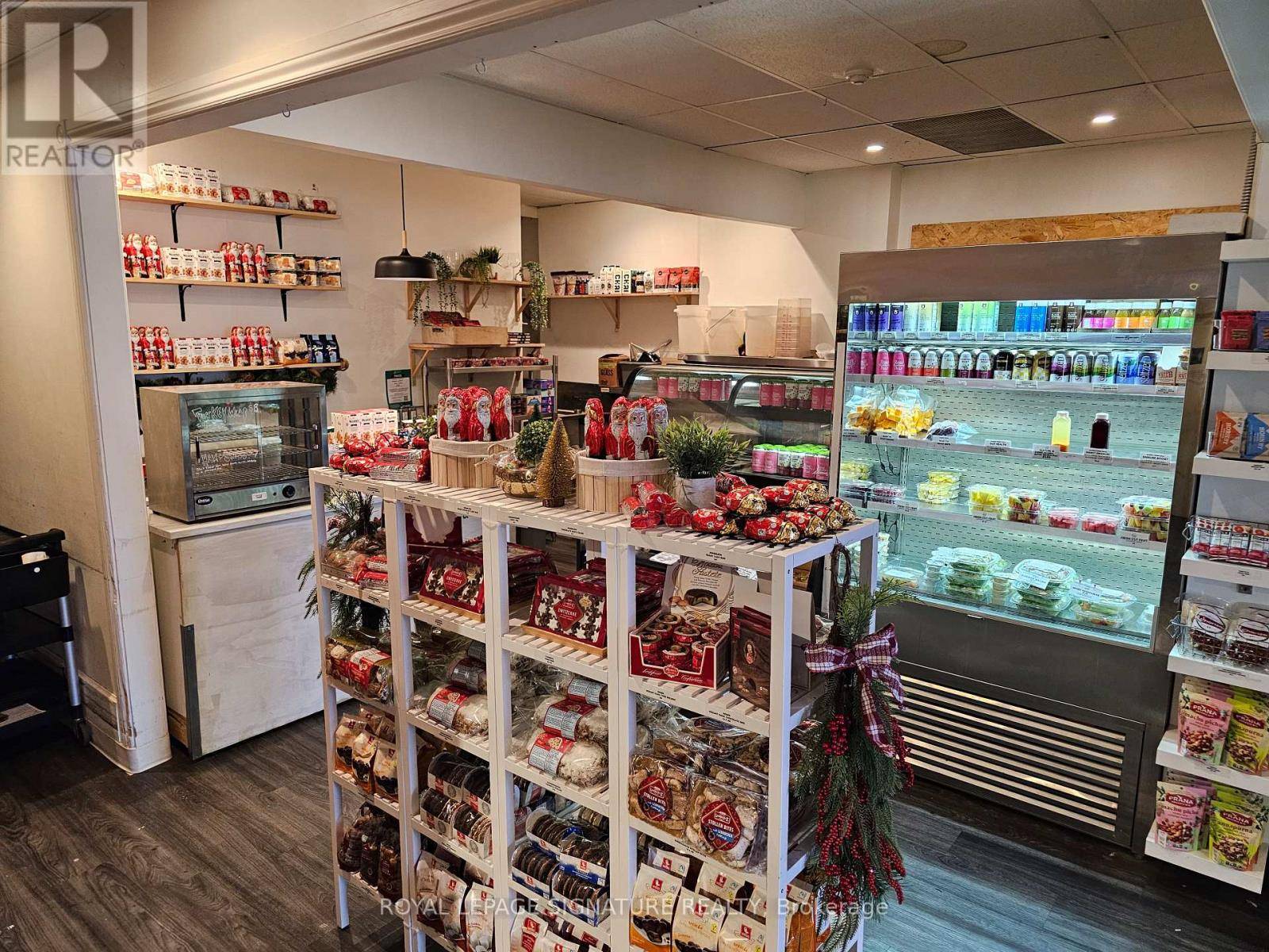 Cobourg, ON K9A1K6,39 KING STREET
