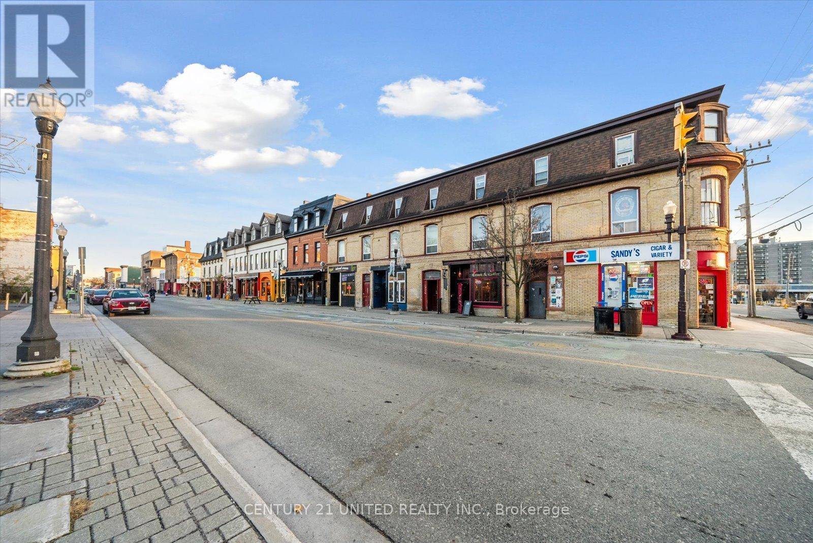 Peterborough Central (north), ON K9H2L1,217/221 HUNTER STREET W