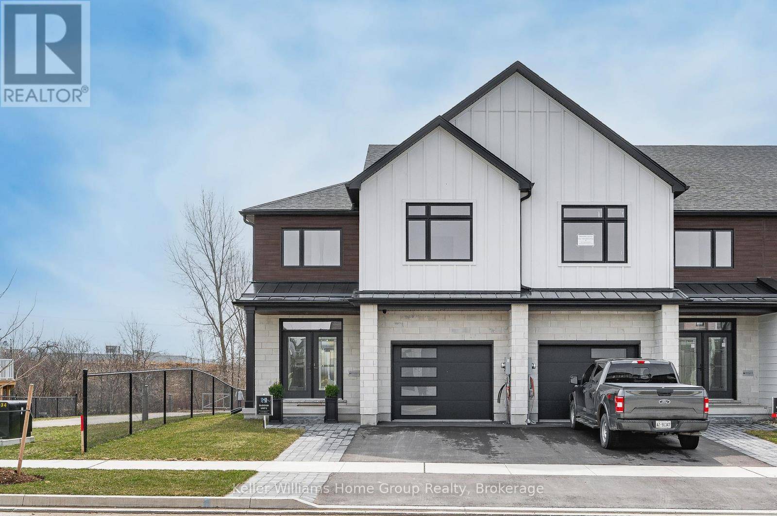 Centre Wellington (elora/salem), ON N0B1S0,27 HALLS DRIVE