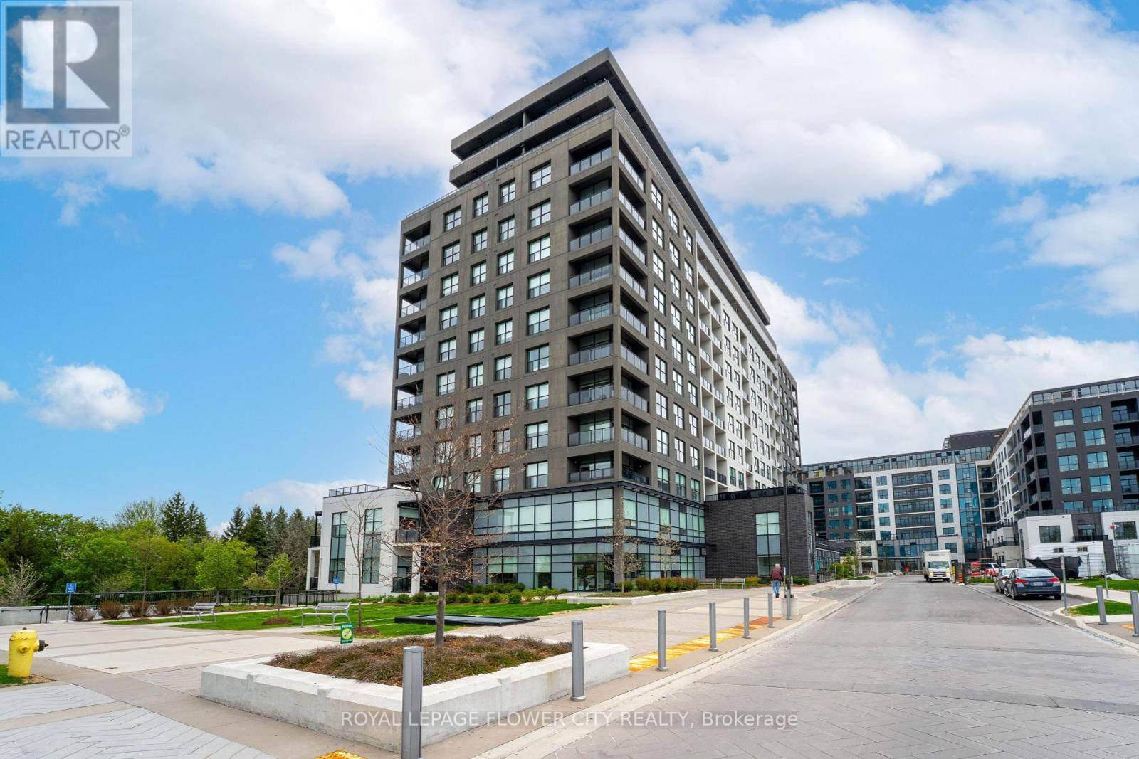 Guelph (pineridge/westminster Woods), ON N1L1G7,1880 Gordon ST #1003