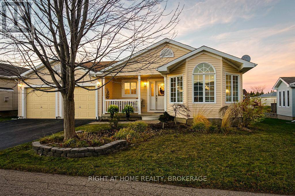 Hamilton, ON L8B1A5,156 GRACEHILL CRESCENT