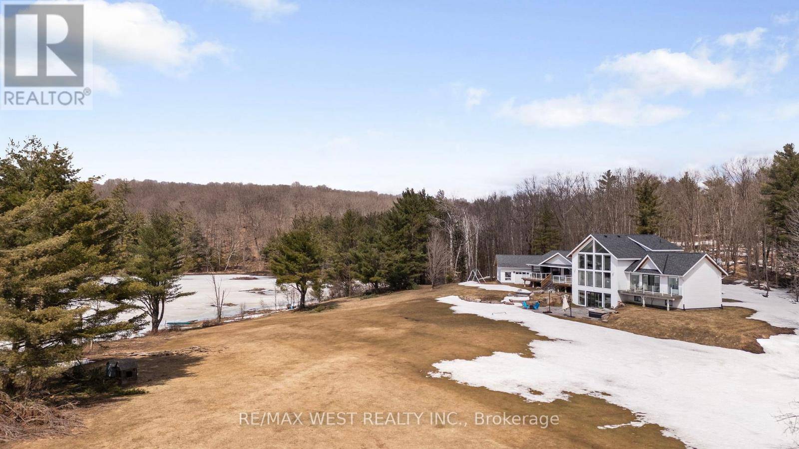 Muskoka Lakes (monck (muskoka Lakes)), ON P1L1W8,1331 South Monck DR #1