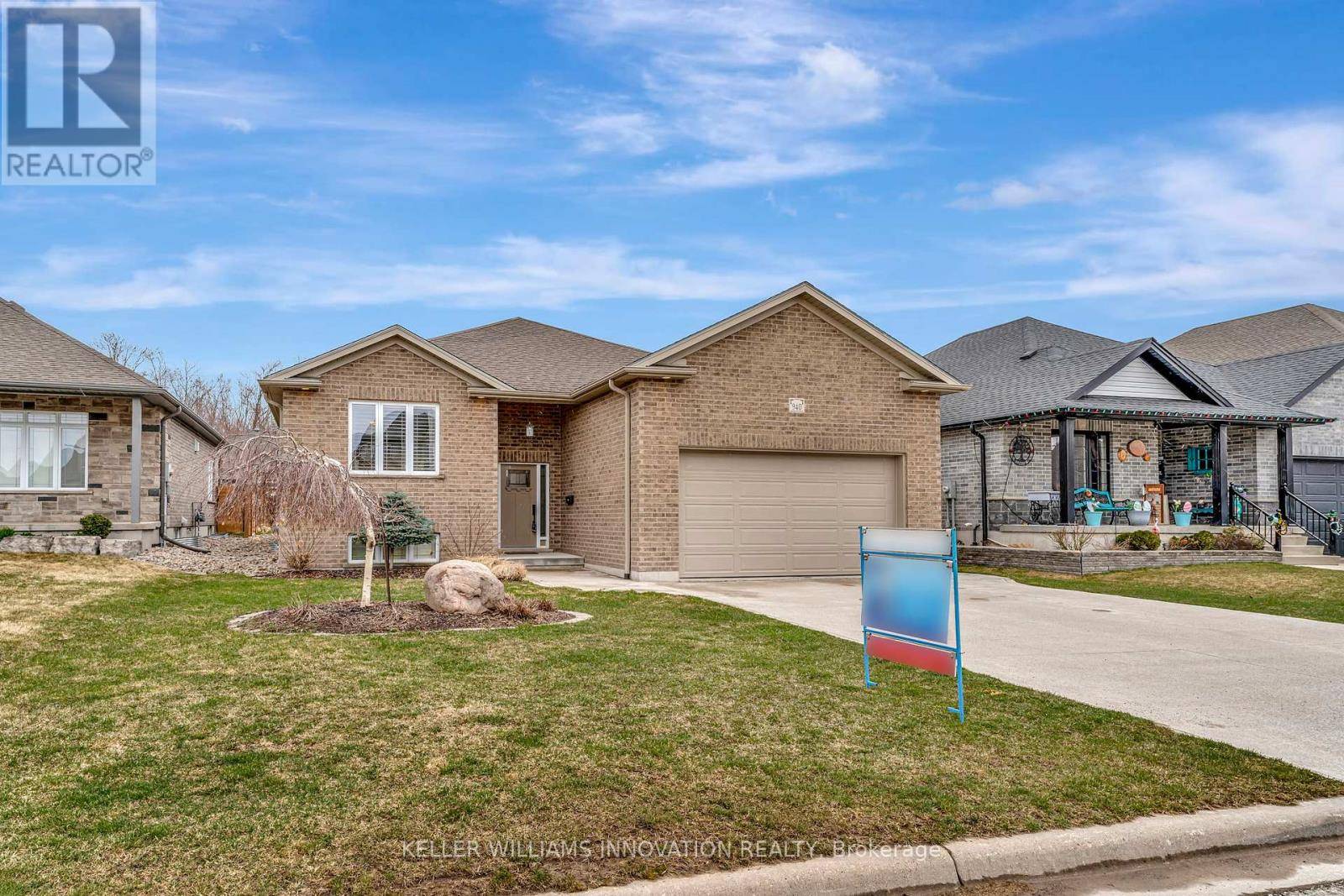 North Perth (listowel), ON N4W0B7,940 RESERVE AVENUE S