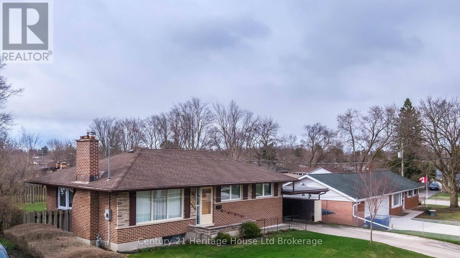 Woodstock (woodstock - North), ON N4S5L8,1030 ELORA ROAD