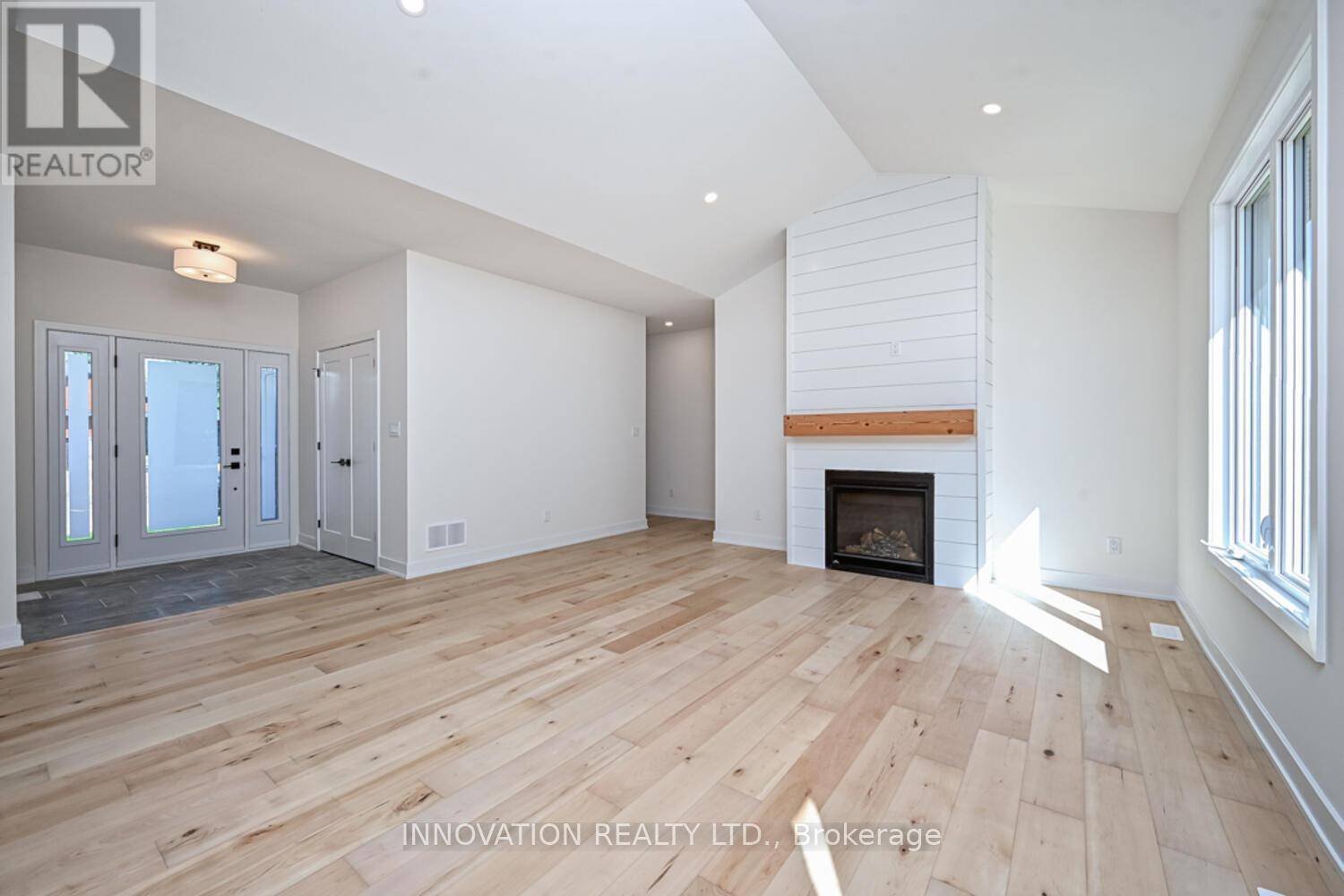 North Dundas, ON K0E1S0,1691 SHARON STREET