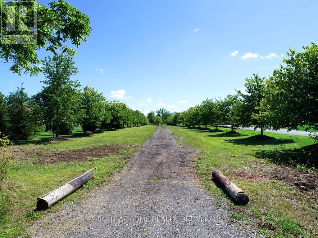 Fort Erie (crescent Park), ON L2A5M4,V/L ROSEHILL ROAD