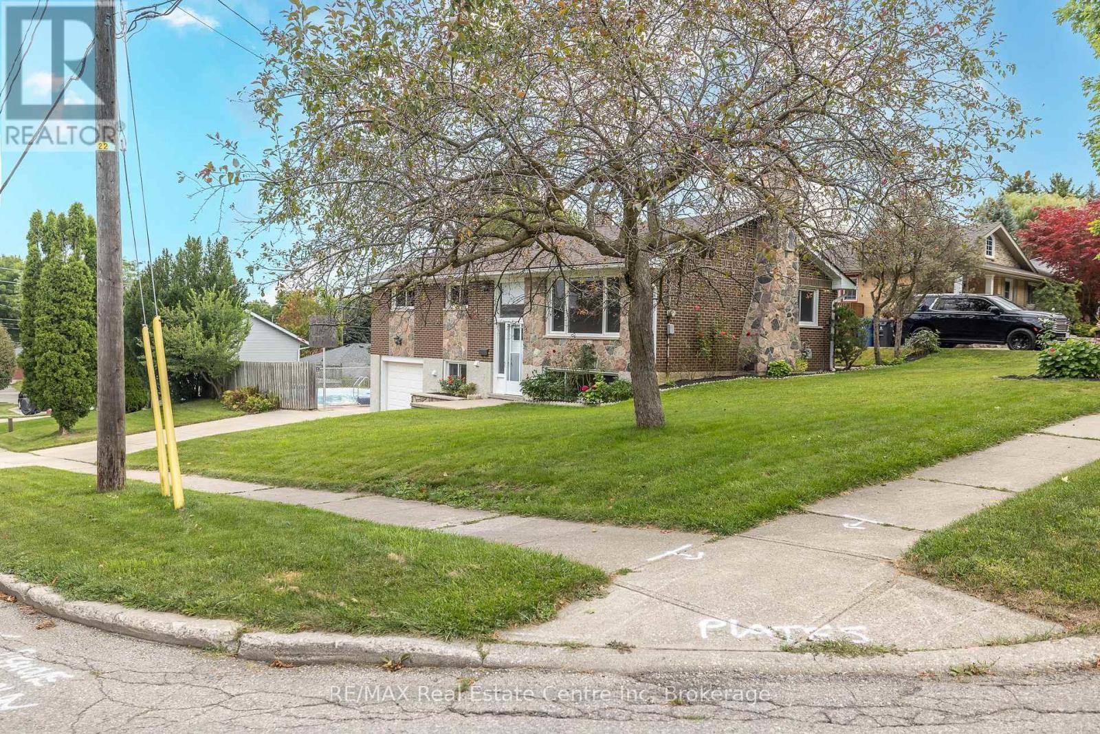Guelph (junction/onward Willow), ON N1H2A1,50 DREW STREET