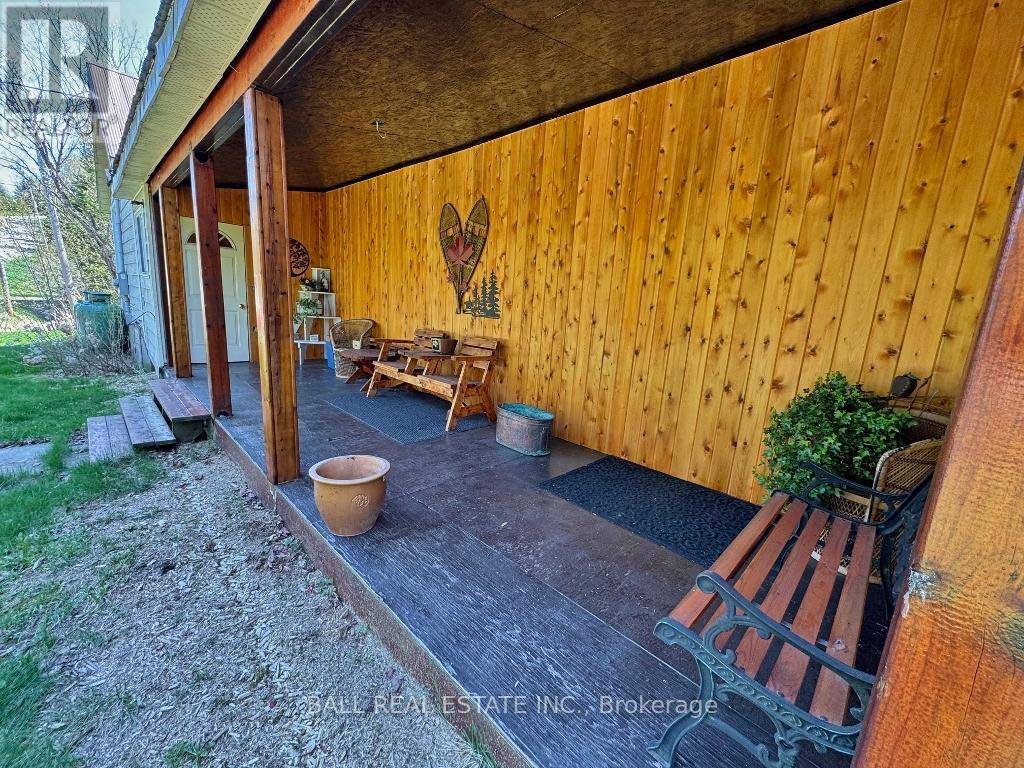 Bancroft (dungannon Ward), ON K0L1C0,145 OLD L'AMABLE ROAD