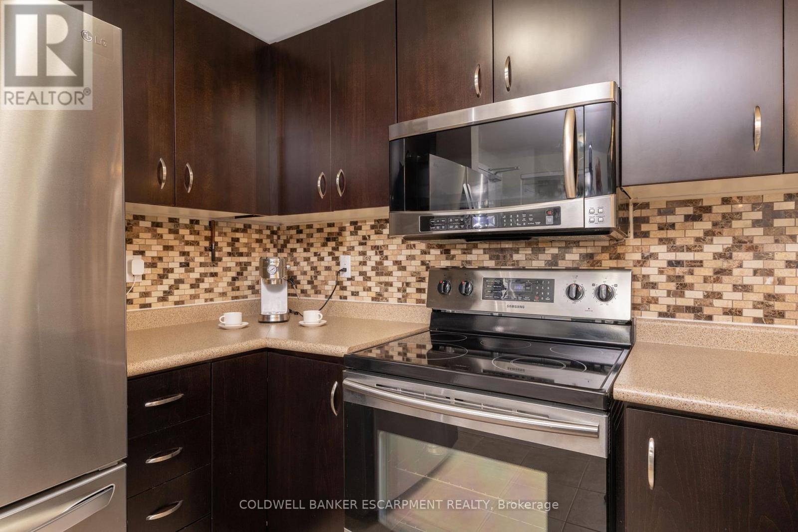 Guelph (pineridge/westminster Woods), ON N1L0E8,43 Goodwin DR #109