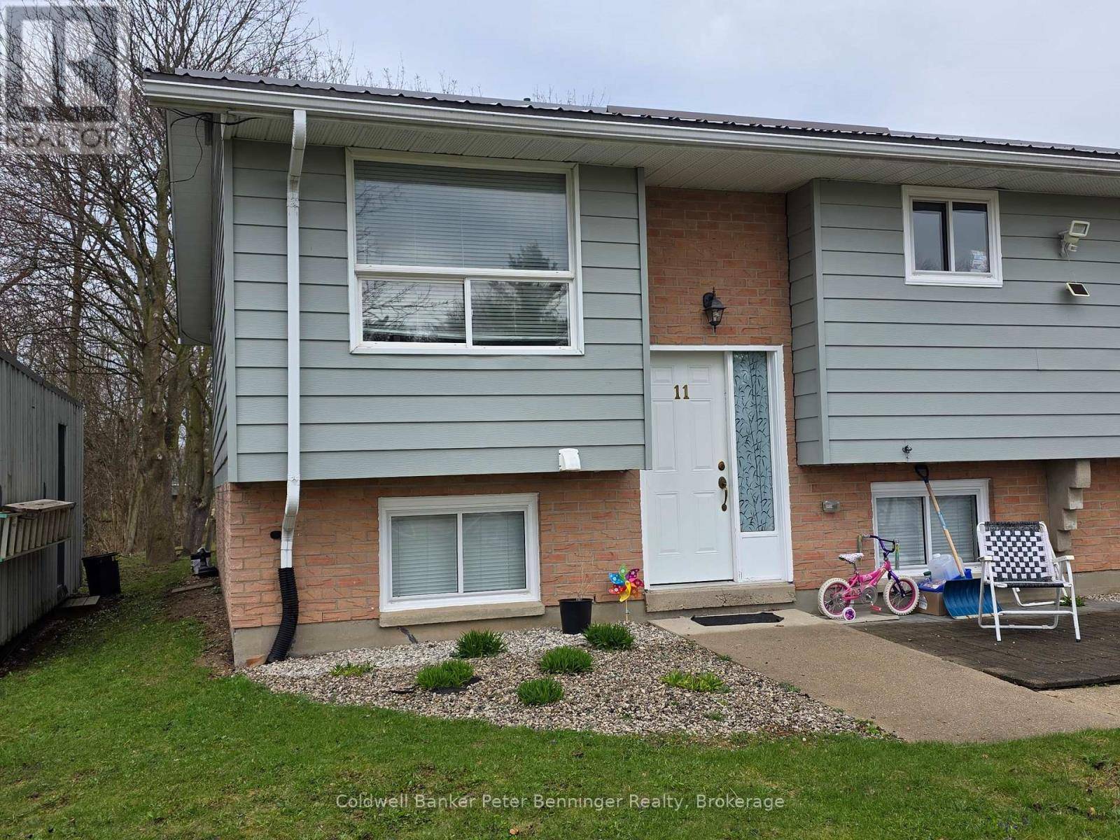 Arran-elderslie, ON N0G2N0,158 Victoria ST South #11
