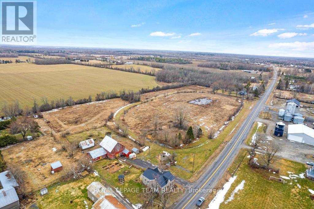 North Grenville, ON K0G1J0,706 SLATER ROAD