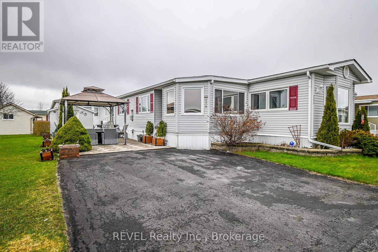 Fort Erie (black Creek), ON L0S1S1,3033 Townline RD #115