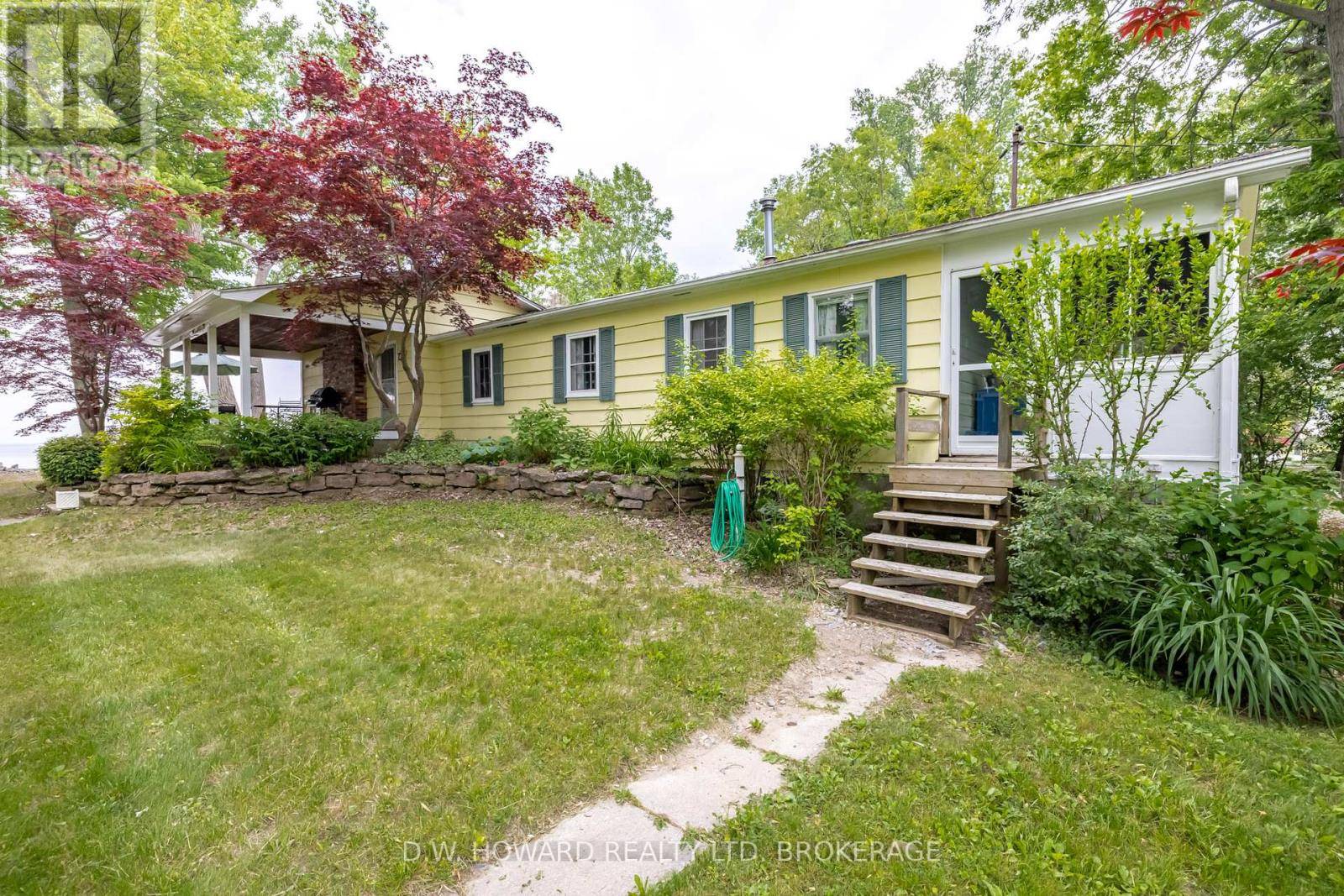 Fort Erie (crescent Park), ON L2A5M4,1995 MACDONALD DRIVE