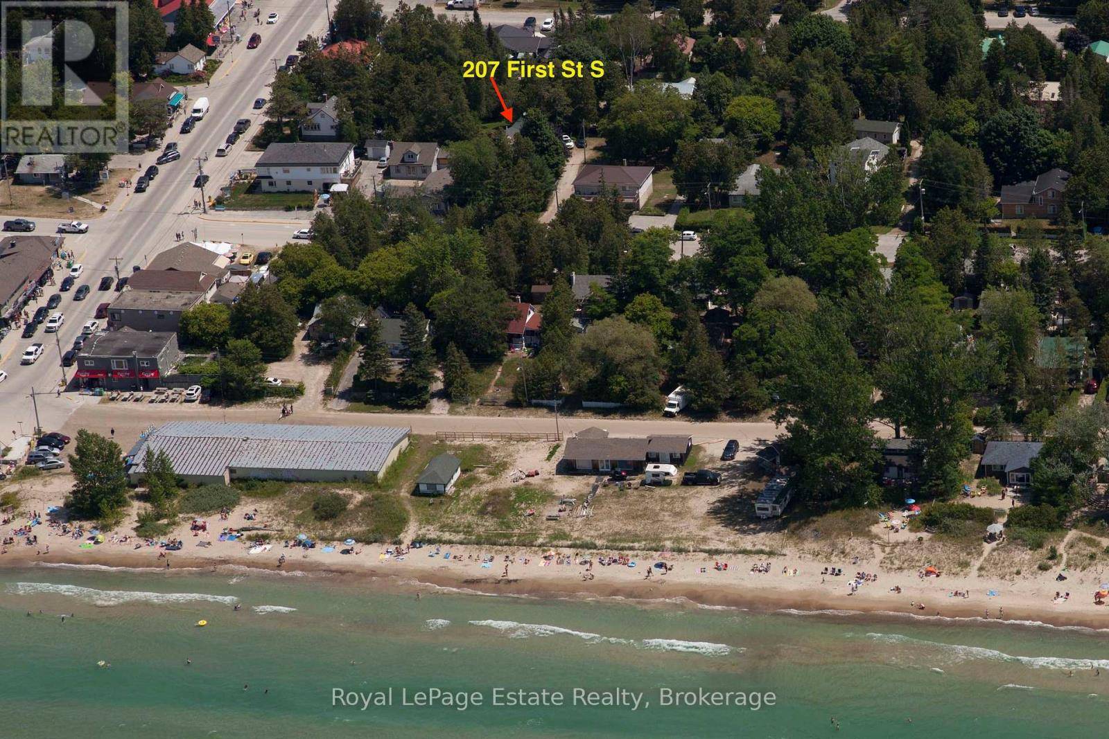 South Bruce Peninsula, ON N0H2G0,207 FIRST STREET S