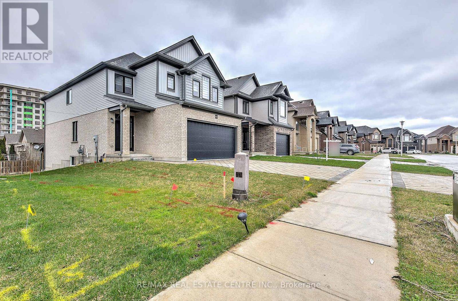 London, ON N6G5S1,1600 NOAH BEND