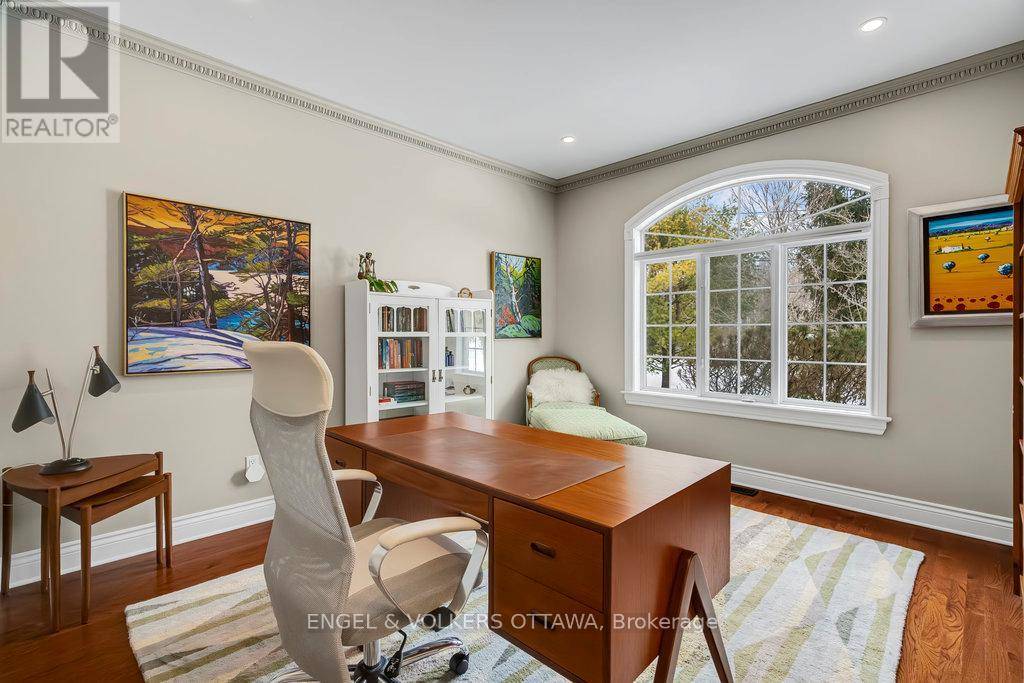 Ottawa, ON K4P1M9,6196 ELKWOOD DRIVE