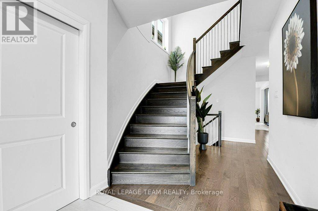 Ottawa, ON K2J6V6,784 CAPPAMORE DRIVE S