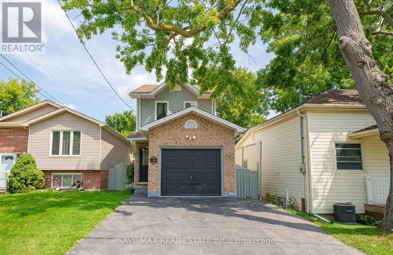 London East (east L), ON N5Z2C4,134 CHESLEY AVENUE