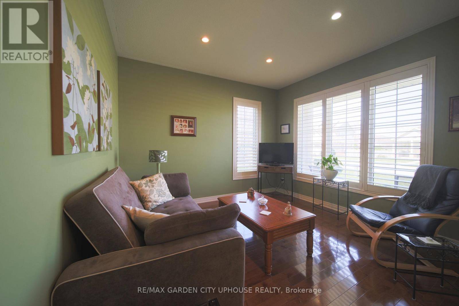 Niagara-on-the-lake (virgil), ON L0S1T0,132 LORETTA DRIVE