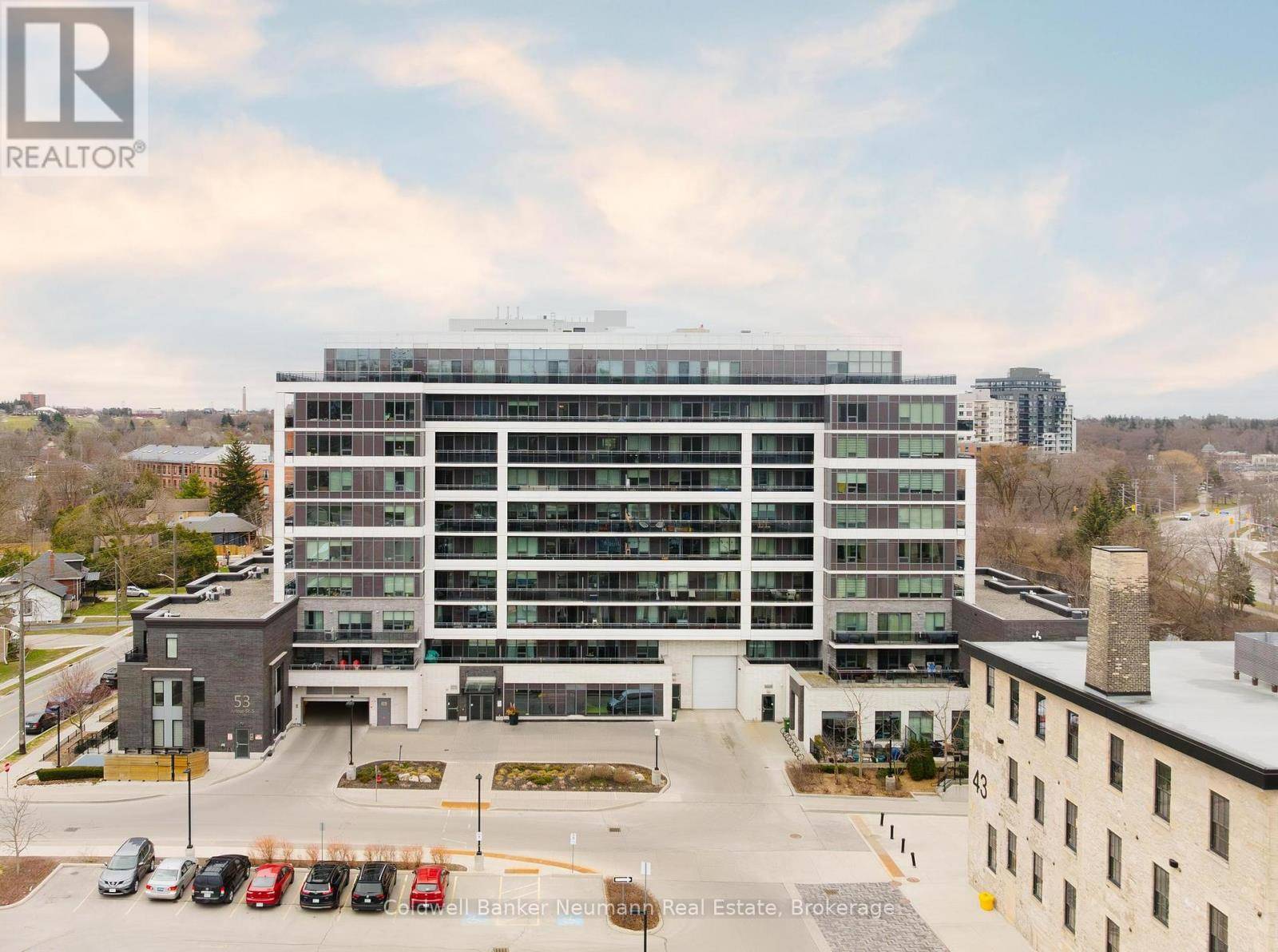 Guelph (downtown), ON N1E0P5,53 Arthur ST South #415